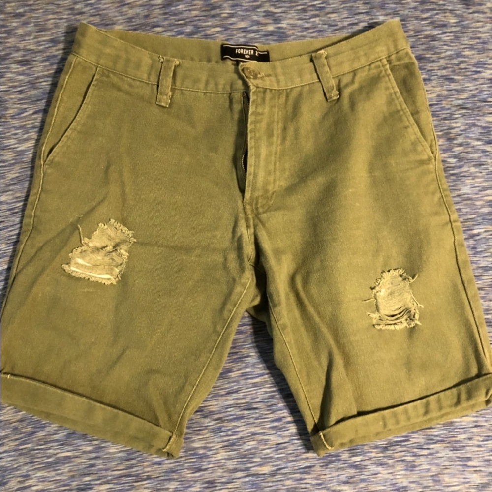 Olive khaki shorts